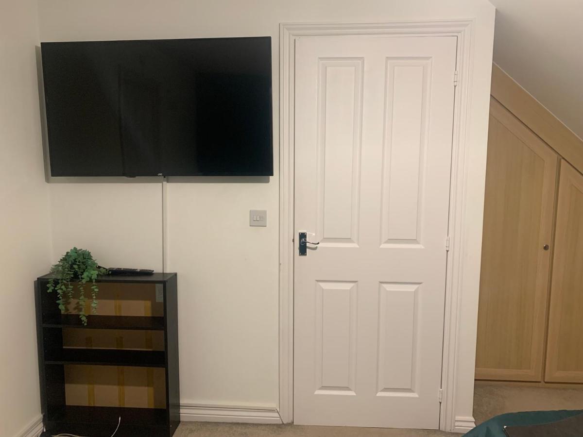 Comfy Double Bedroom In Greater Manchester Extérieur photo